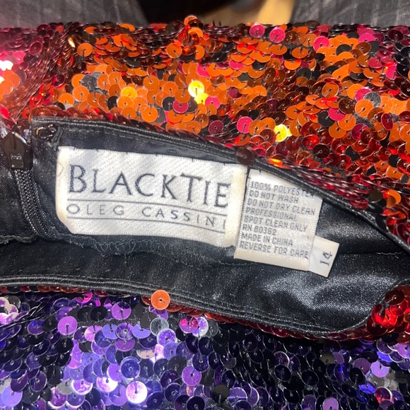 Oleg Cassini Vintage Vibrant Sequin Long Sleeve Dress - Picture 3 of 13